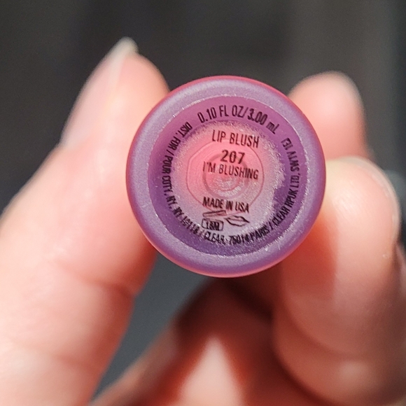 Kylie Lipstick - Picture 2 of 2